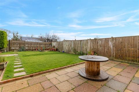 2 bedroom semi-detached bungalow for sale, Glynleigh Drive, Polegate BN26