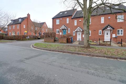 4 bedroom terraced house to rent, Burton Old Road, Lichfield WS13