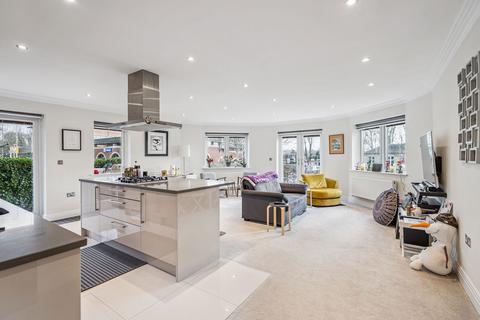 undefined, Victoria Close, Rickmansworth WD3
