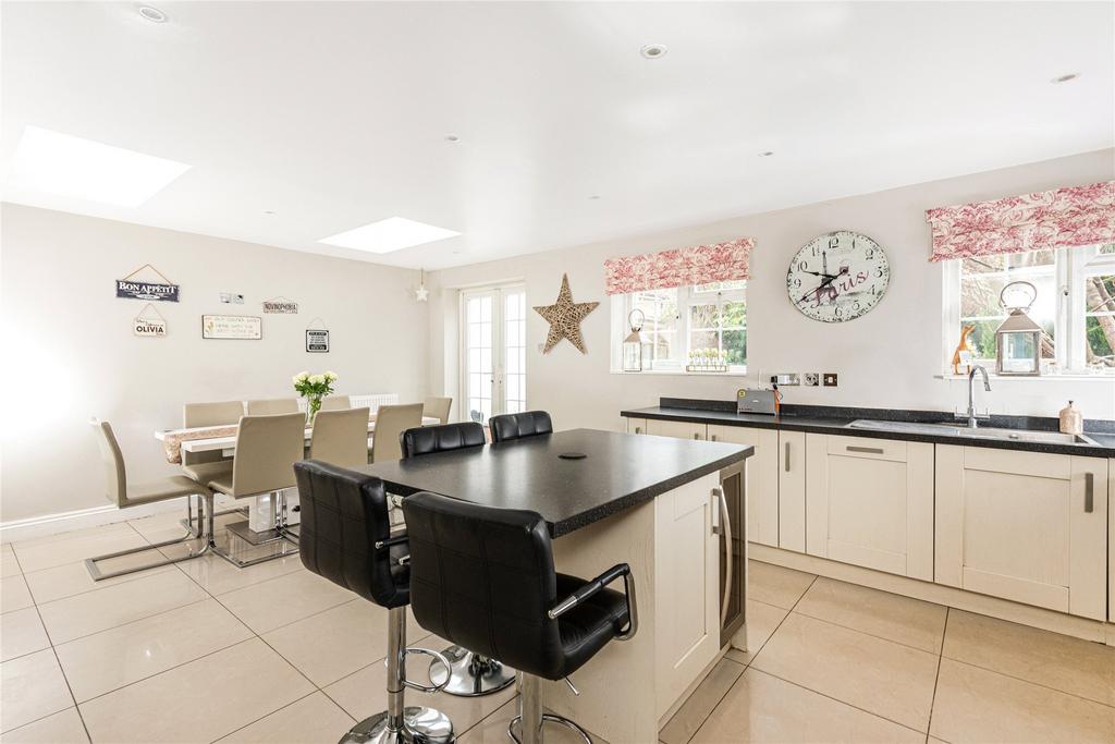 Kitchen/Dining