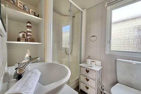 Static caravan for sale, Three Bedroom Sea-view Static Caravan (35x12) 2011 Broadland Sands Holiday Park, Lowestoft NR32