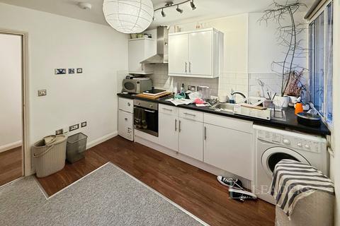 1 bedroom flat to rent, High Street, SO14