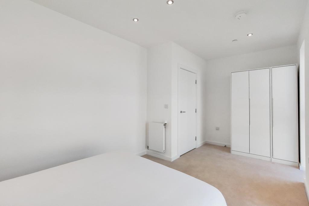 8 Bedroom 2-1