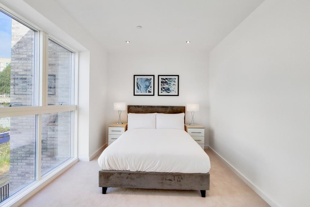 8 Bedroom 2-0