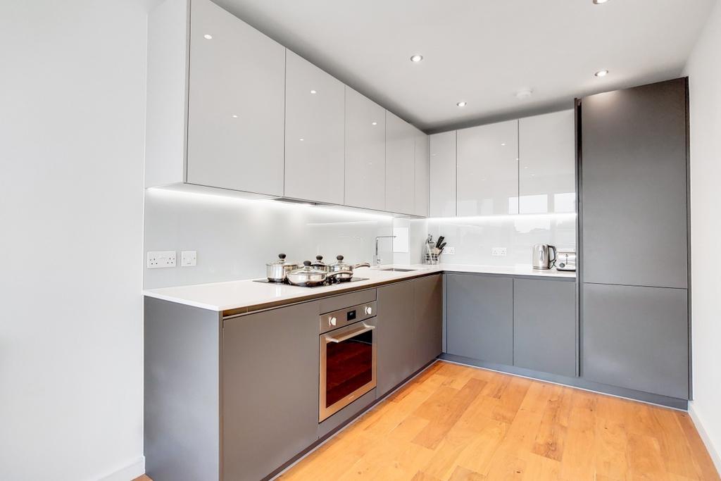 2 Kitchen-1