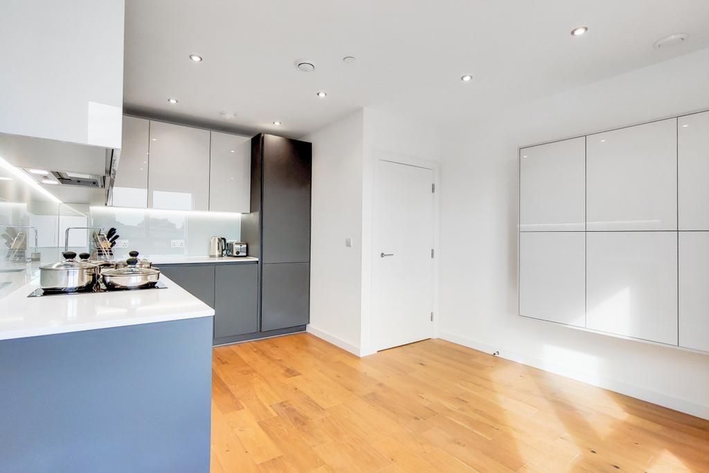 2 Kitchen-2