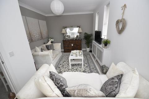 3 bedroom semi-detached house for sale, Forest Gate Court, Ringwood BH24