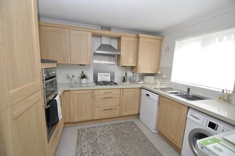 3 bedroom semi-detached house for sale, Forest Gate Court, Ringwood BH24
