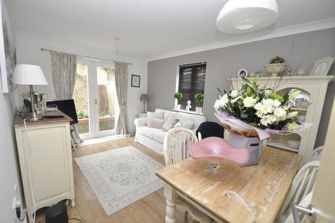3 bedroom semi-detached house for sale, Forest Gate Court, Ringwood BH24
