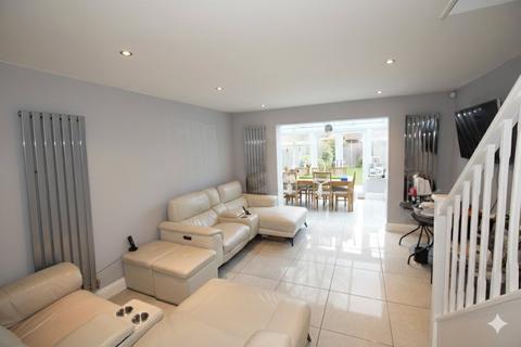 undefined, Alder Drive, Essex RM15