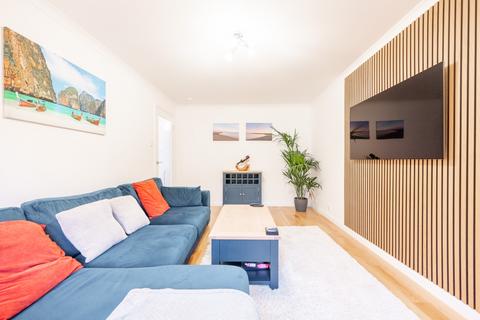 undefined, Ballantrae Crescent, Newton Mearns, Glasgow, G77 5TX