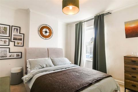2 bedroom semi-detached house for sale, Denmark Road, Newbury, Berkshire, RG14