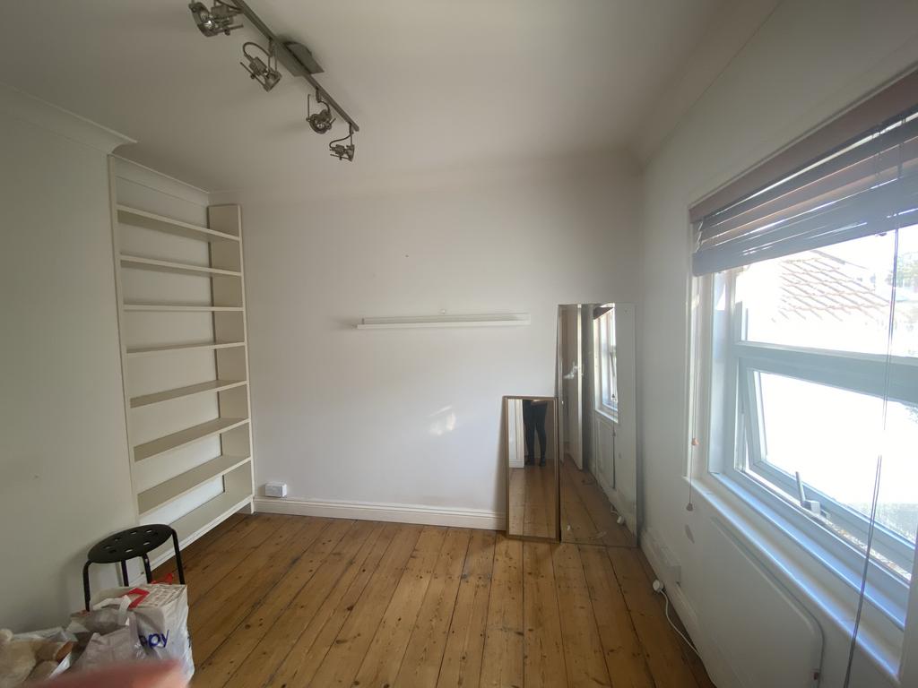 2 nd bedroom