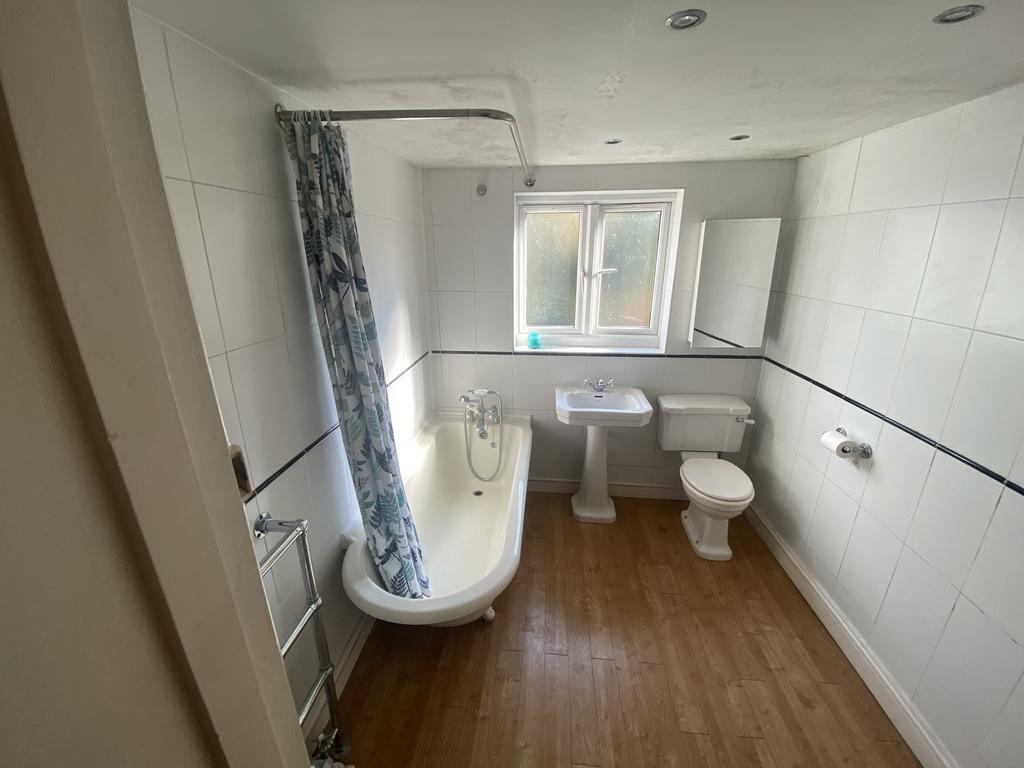 Bathroom (2)