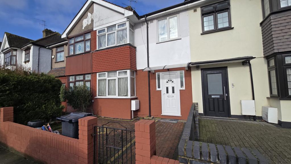 5 bed terraced house for sale New North Road, Hai