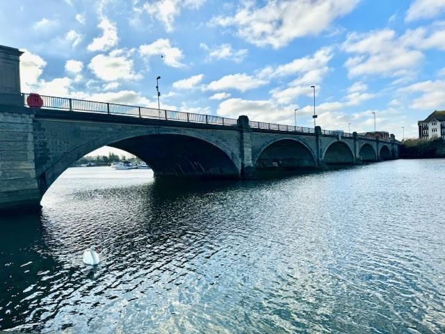 Cobden Bridge