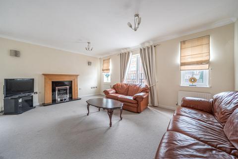 4 bedroom end of terrace house for sale, Clos Dewi Sant, Canton, Cardiff