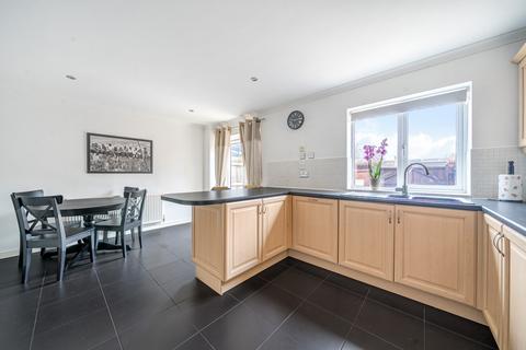 4 bedroom end of terrace house for sale, Clos Dewi Sant, Canton, Cardiff