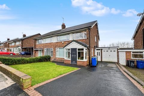 4 bedroom semi-detached house for sale, Rochford Avenue, Whitefield, M45