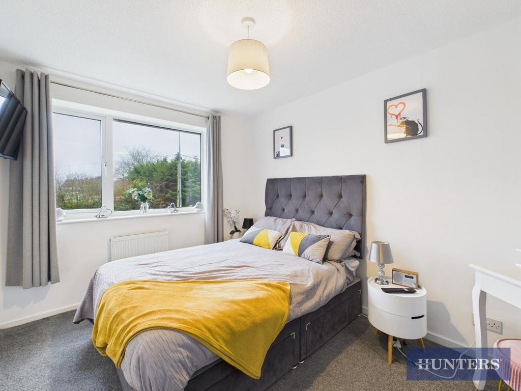 CAM01999 G0-PR0527-STILL013.jpg