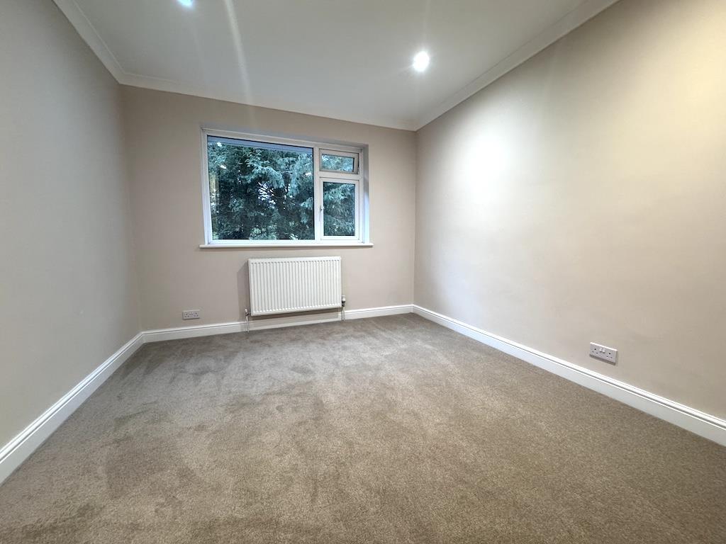15 - Bedroom 1.jpg