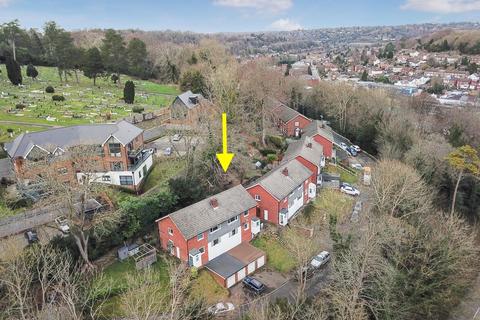 Church Hill, Caterham