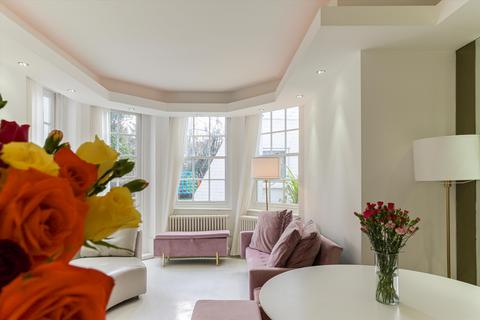 3 bedroom flat to rent, Lindfield Gardens, London NW3