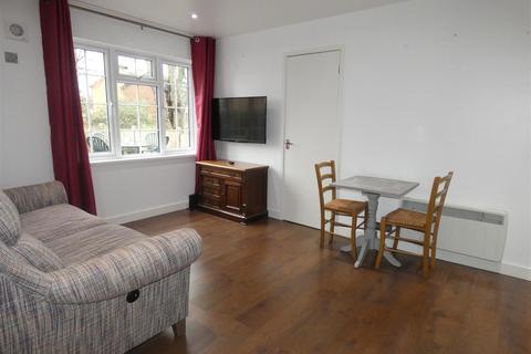 undefined, Adelaide Close, Cippenham