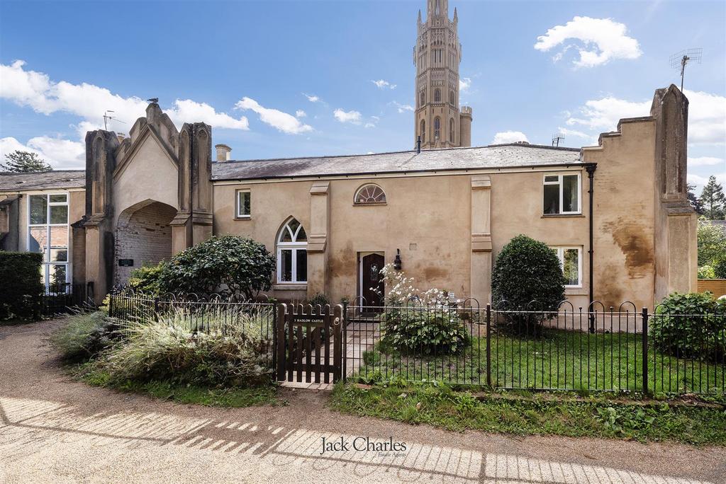 3 The Castle, TN11 0 EG 002.jpg