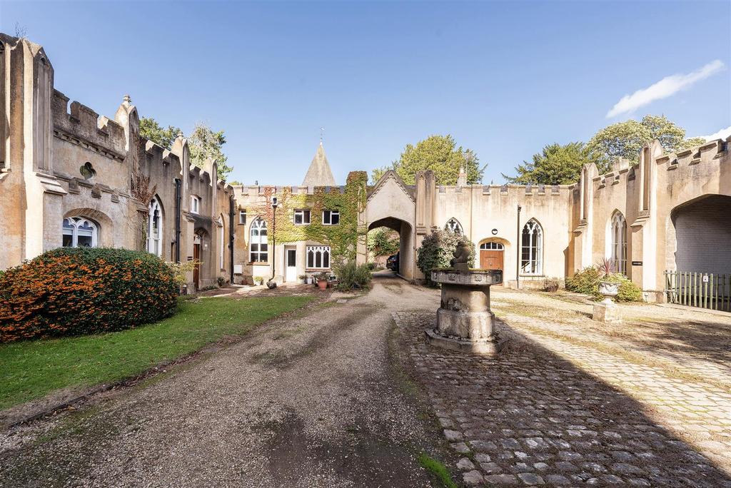 3 The Castle, TN11 0 EG 005.jpg