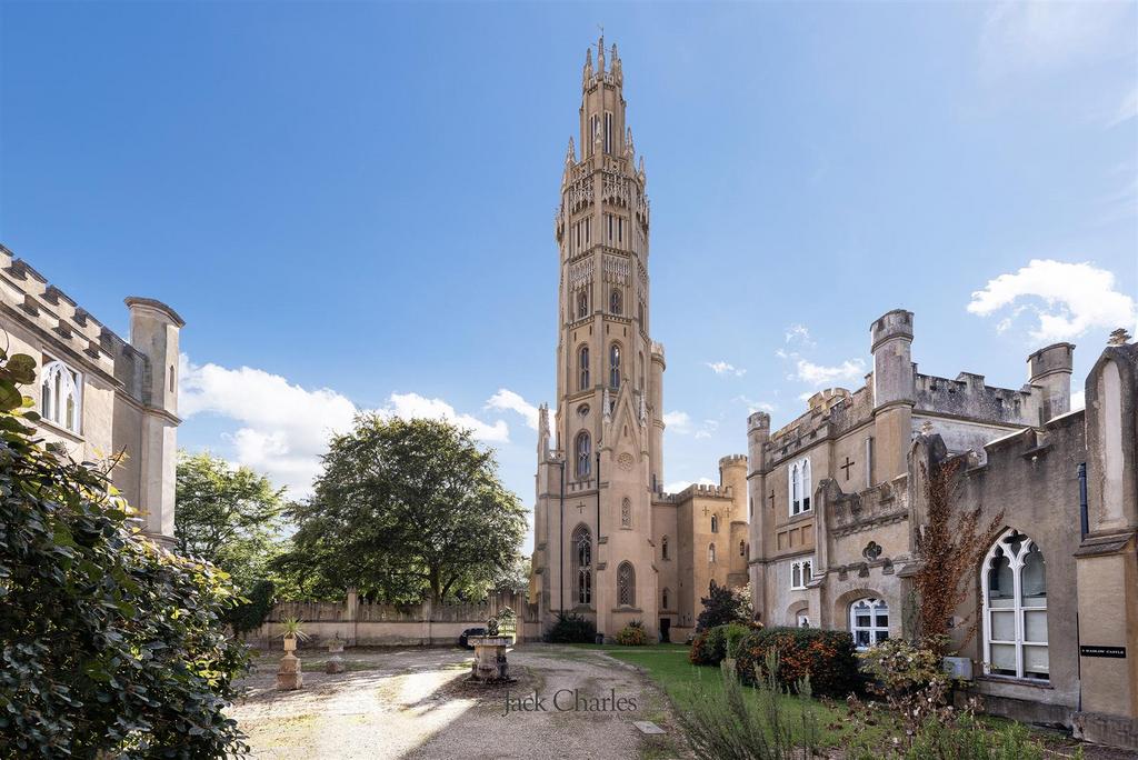 3 The Castle, TN11 0 EG 003.jpg