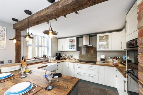 undefined, The Castle, Hadlow, Tonbridge