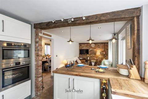 undefined, The Castle, Hadlow, Tonbridge