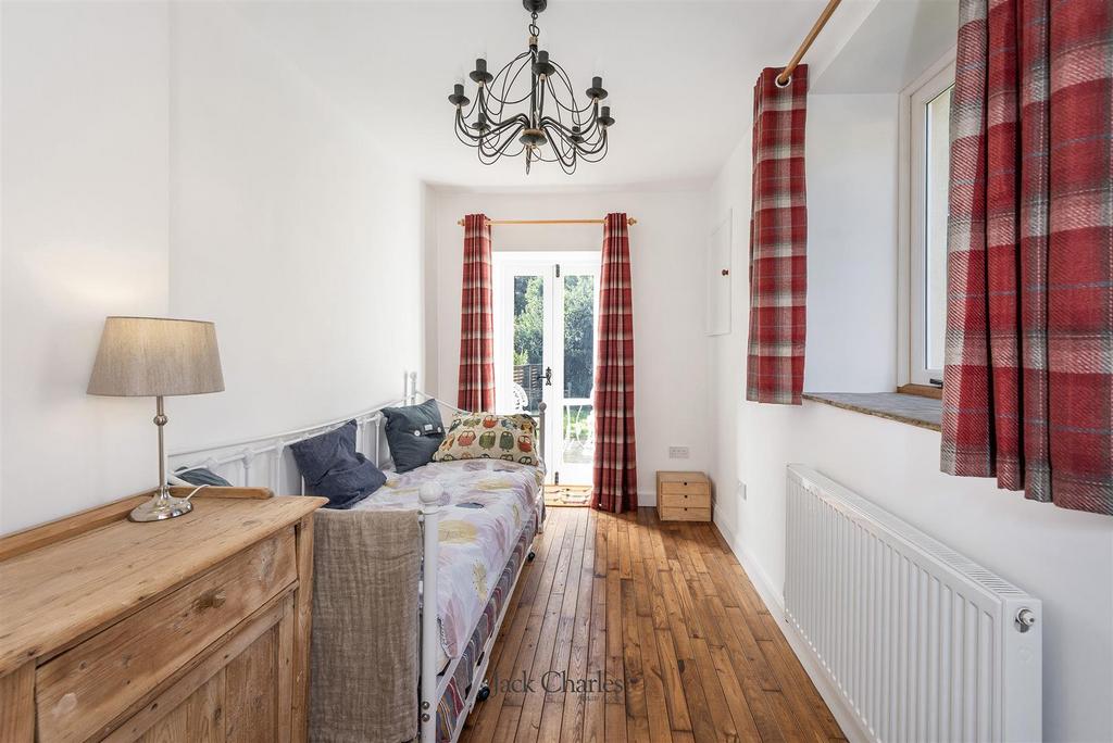 3 The Castle, TN11 0 EG 012.jpg