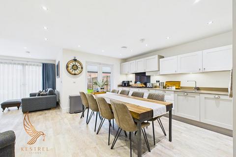 undefined, Darcy Close, Pontefract WF8