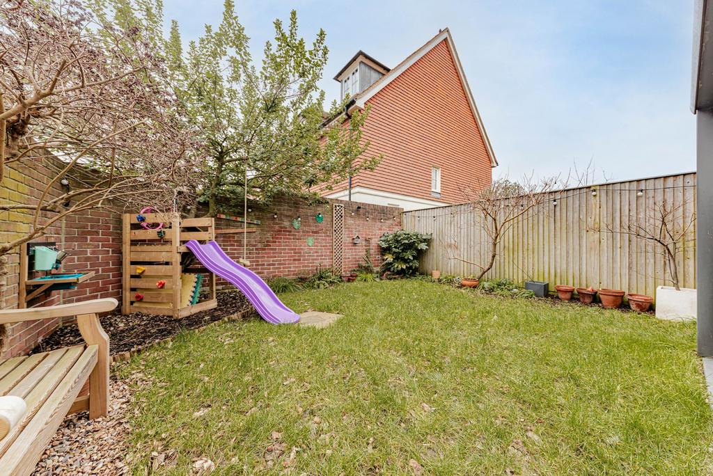 Rear Garden (2)