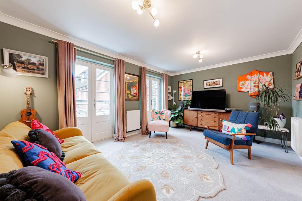 Living Room (3)