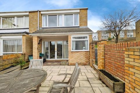 Timber Dene, Bristol