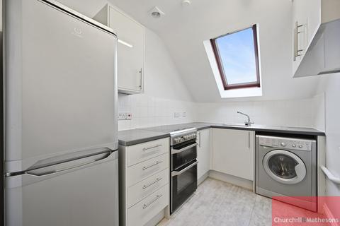 2 bedroom flat to rent, Craven Park, London, NW10 8
