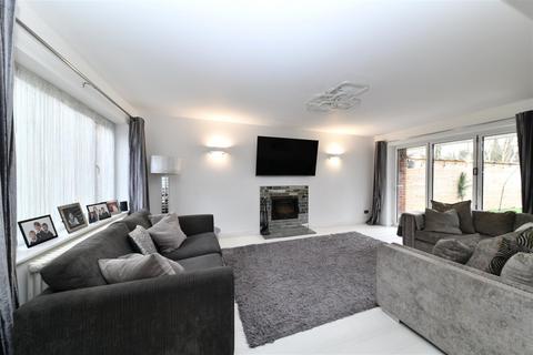 undefined, Chestnut Walk, Stevenage