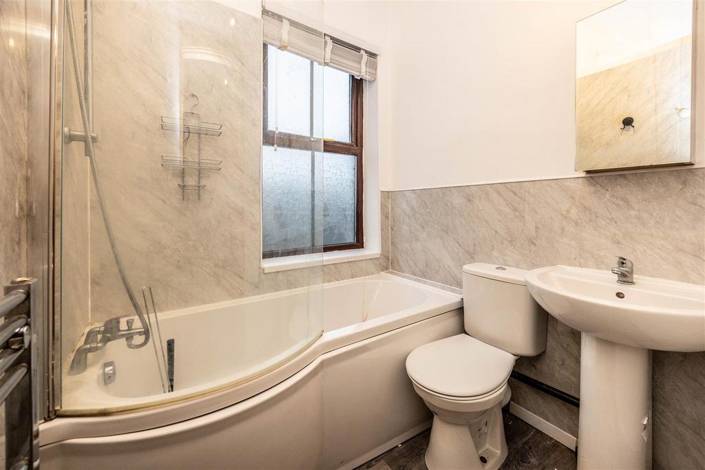 2 ESLiv-260126-10.jpg