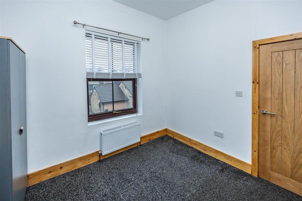 2 ESLiv-260126-12.jpg