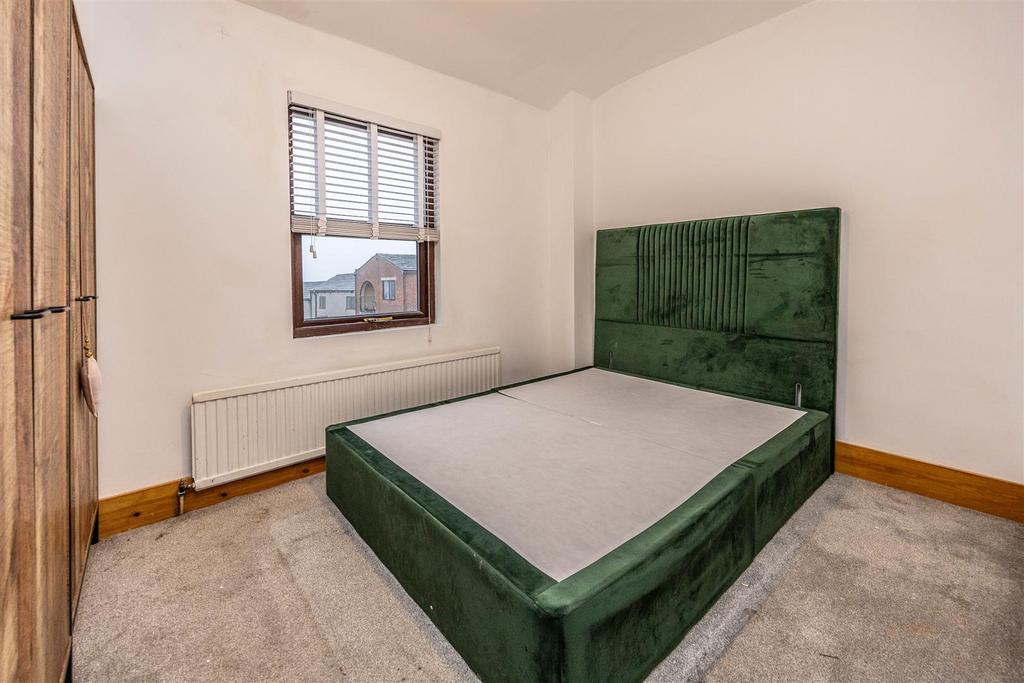 2 ESLiv-260126-16.jpg