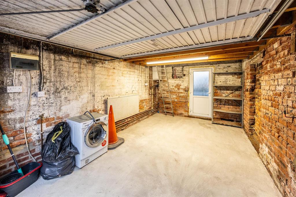 2 ESLiv-260126-20.jpg