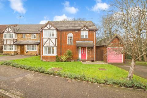 Henry Burt Way, Burgess Hill, RH15