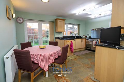 2 bedroom semi-detached bungalow for sale, Attwood Street, Halesowen B63