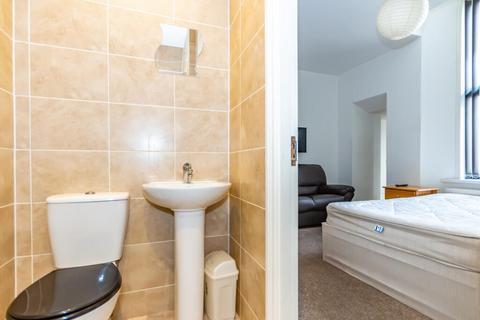 undefined, 8 Whitefield Terrace Flat 5
