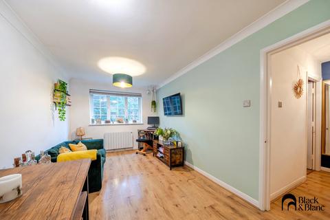 1 bedroom apartment for sale, Hanson Close, Beckenham, BR3