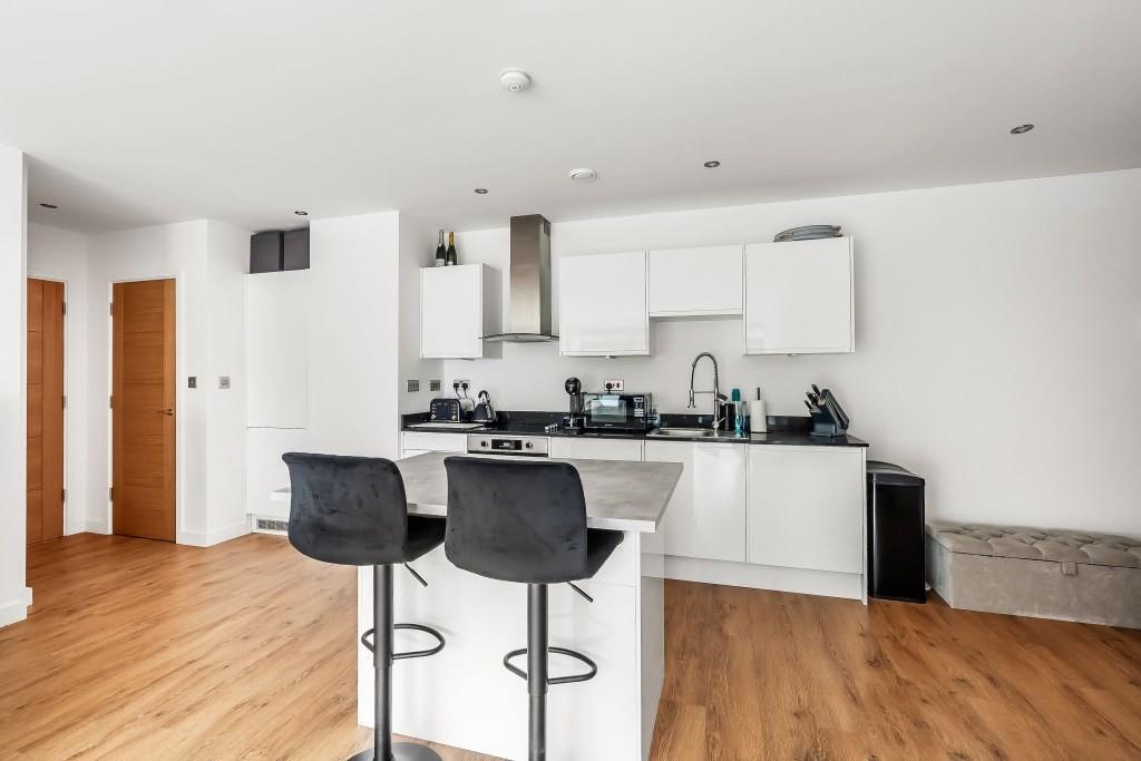 Flat-5-Deepdene-House-17.jpg