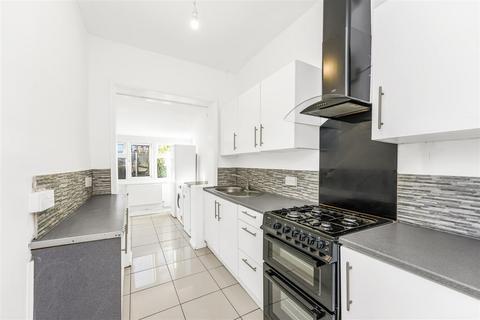 undefined, Pearl Road, Walthamstow, E17